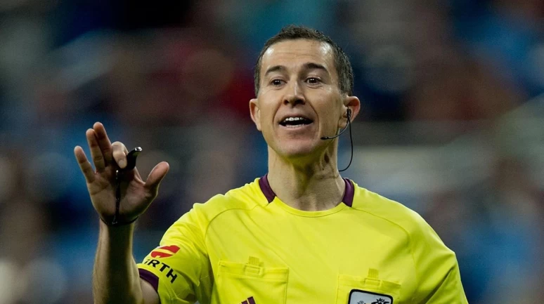 Beşiktaş – Kasımpaşa Maçının VAR Hakemi Javier Iglesias Villanueva Kimdir? İşte Kariyeri ve İstatistikleri