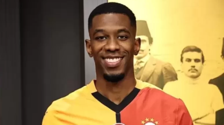 1 Aydan Fazla Süredir Forma yüzü Görmedi! Yeni transfer Carlos Cuesta Neden Oynamıyor? Sakat mı?