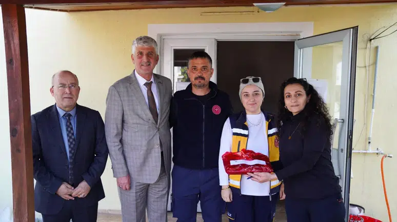 Köyceğiz Belediye Başkanı Ali Erdoğan Sağlıkçıları Ziyaret Etti