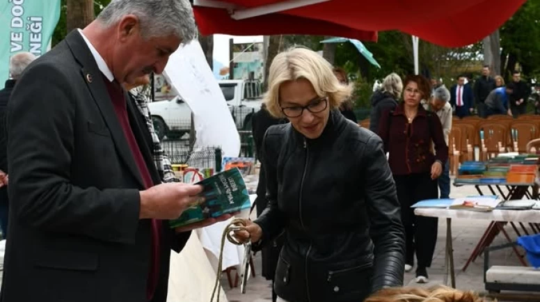 Köyceğiz'de Çocuk Kitapları Kültür ve Sanat Festivali Başladı: Başkan Ali Erdoğan'dan Ziyaret