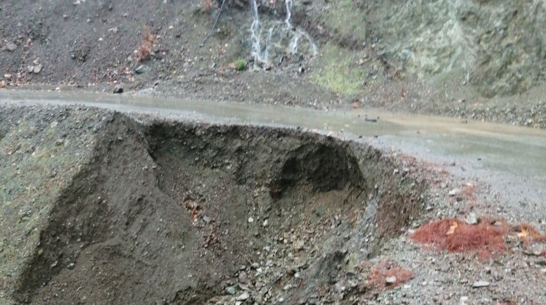 Köyceğiz Çayhisar Mahallesi’nde Yol Krizi: Öğrenciler Okula Gidemiyor