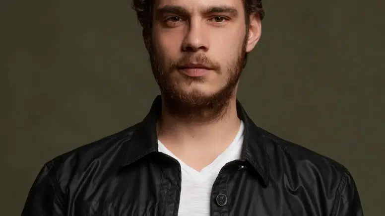 Can Sipahi Kimdir? Kaç Yaşında, Nereli, Boyu Kaç cm, Kilosu Kaç, Hangi Dizilerde ve Filmlerde Rol Aldı?