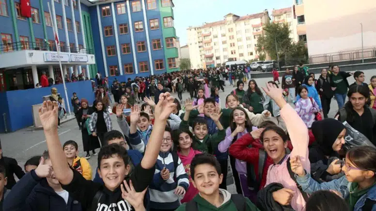 Kasım Ara Tatili Ne Zaman Başlıyor, Kaç Gün Sürecek?