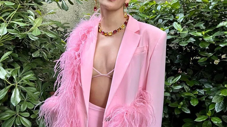 Aybüke Pusat Kimdir? Kaç Yaşında, Nereli, Boyu Kaç cm, Kilosu Kaç, Hangi Dizilerde Rol Aldı?