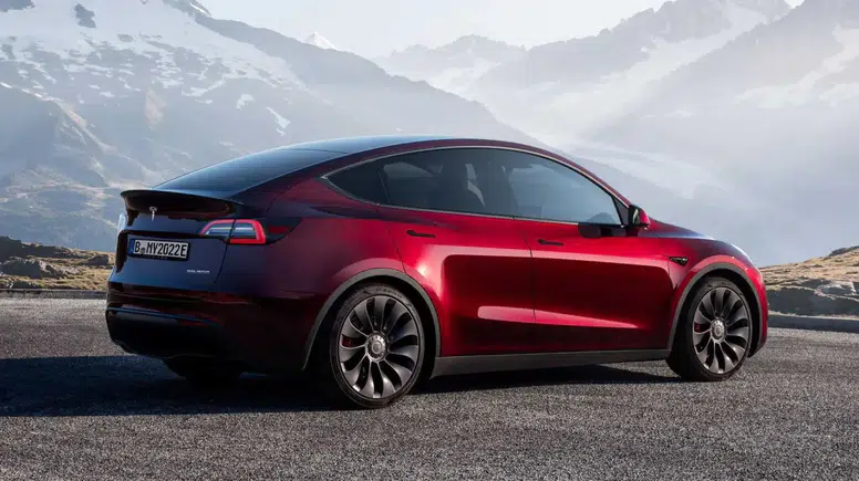 Ucuz Tesla Model Y Tanıtıldı: Türkiye'ye Ne zaman Gelecek, Gelecek mi, Fiyarı Ne kadar?