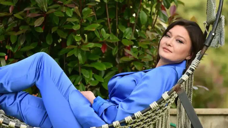 Ünlüler Şehir Hayatını Bırakıyor: Nurgül Yeşilçay’dan Zeynep Bastık’a Doğaya Kaçış Hikâyeleri