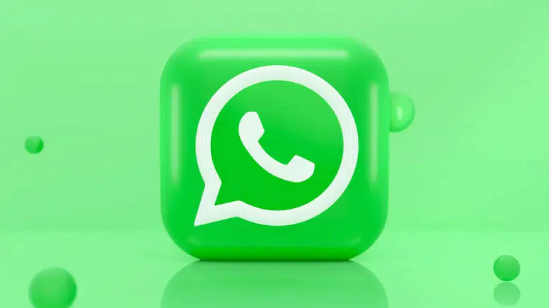 WhatsApp Sohbetlerinde Yeni Dönem: GIPHY Çıkartmaları, Yapay Zeka Desteği ve Kişisel Tasarım Araçları Yayında!