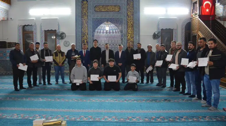 Köyceğiz Kaymakamlığı Toparlar Camii’nde Belge Töreni Düzenledi