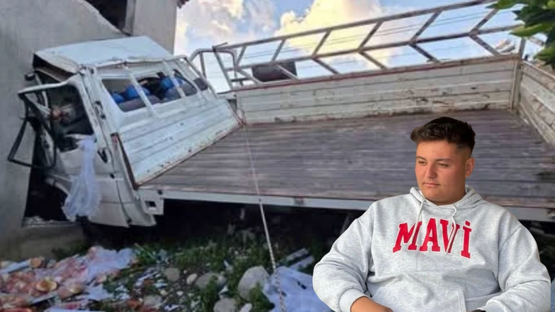 Muğla Seydikemer’de Kamyonet Kazasında Arda ÖZCAN Hayatını Kaybetti