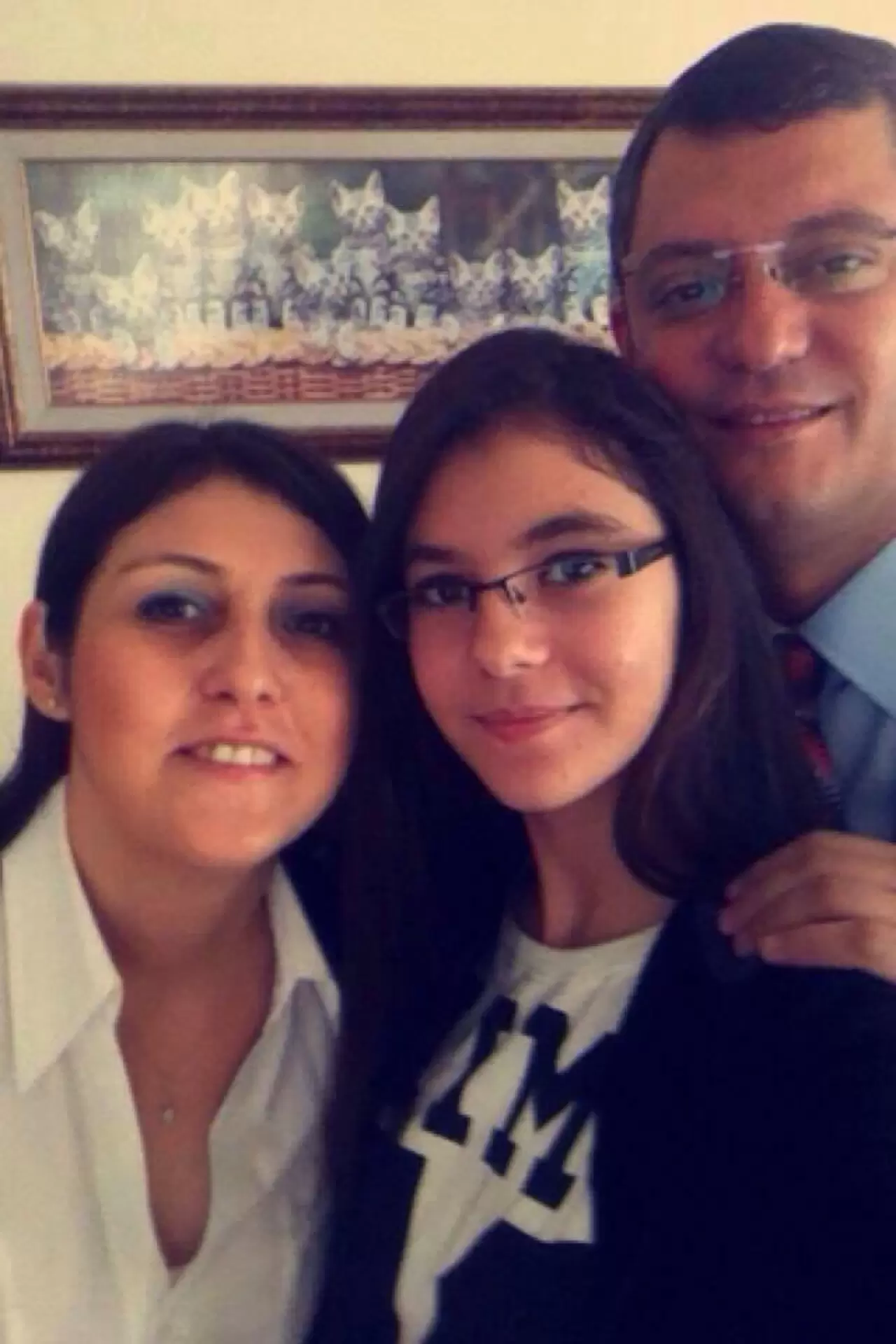 İpek Özel Kimdir, Evli mi, Kaç yaşında, Sevgilisi var mı, Nerede Okuyor (Özgür Özel'in Kızı) 1