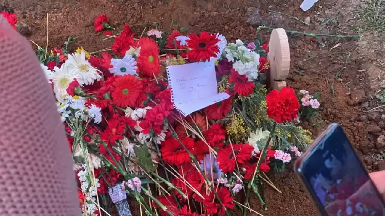 Volkan Konak’ın Mezarı Nerede? Usta Sanatçı Trabzon’da Toprağa Verildi 3