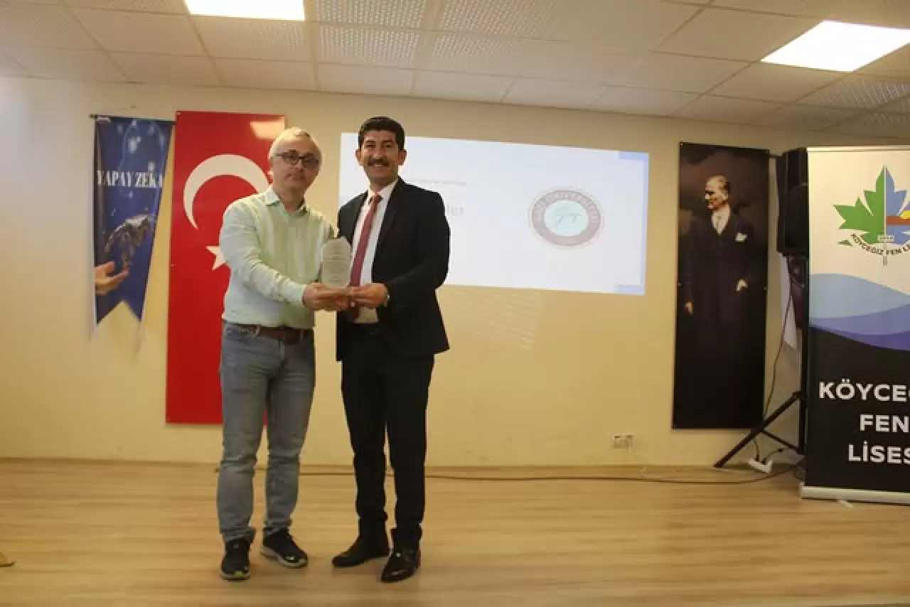 Köyceğiz Fen Lisesi’nde “Yapay Zeka” Konferansı Düzenlendi 5