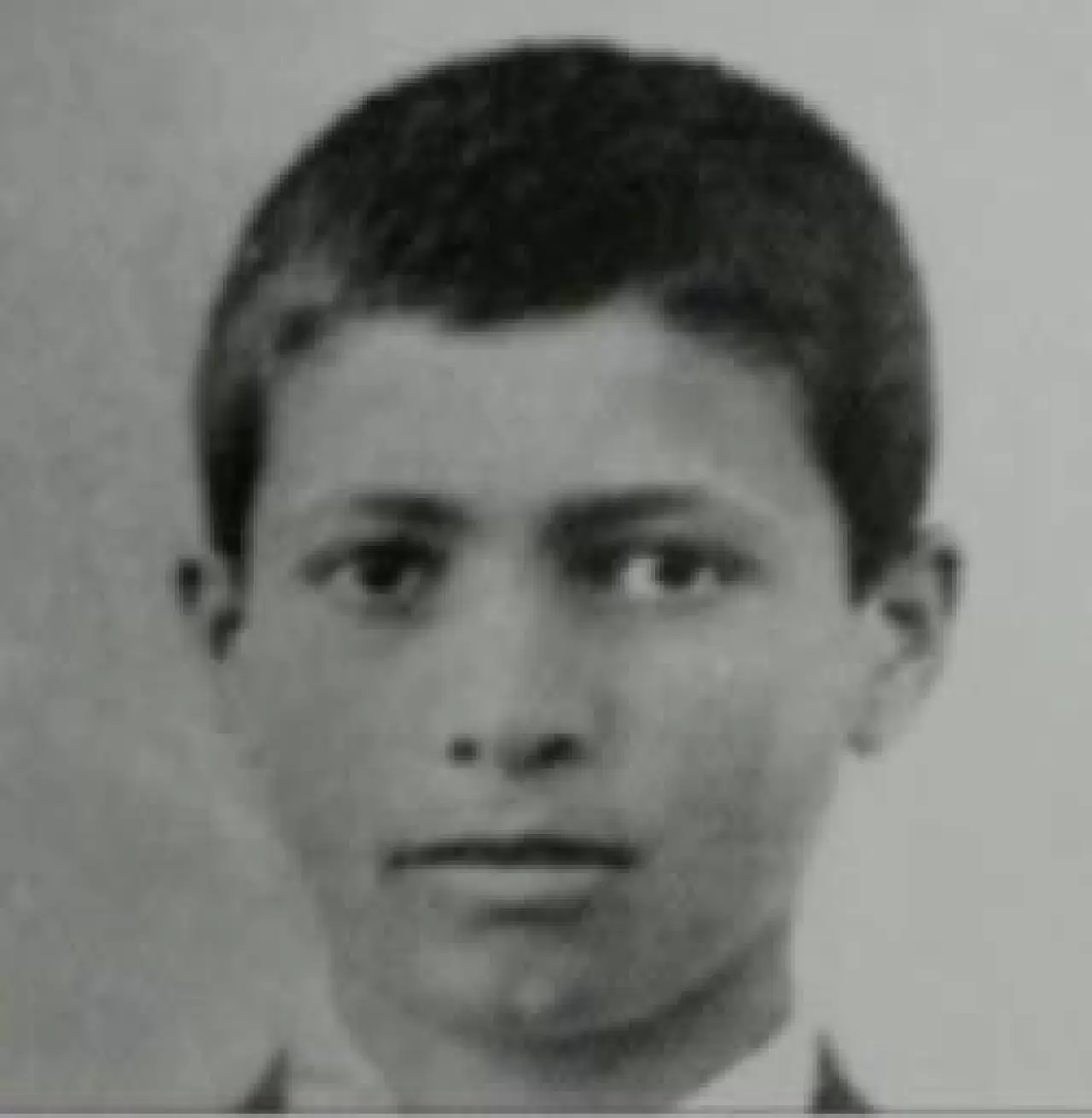 Siyasetçilerin Çocukluk Fotoğrafları: Gözlerinize İnanamayacaksınız! 1