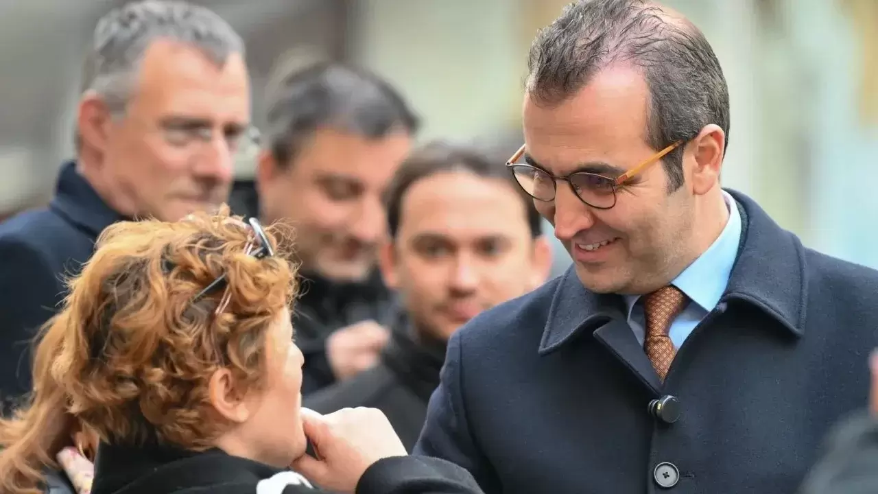 Resul Emrah Şahan kimdir: Kaç Yaşında, Aslen Nereli, Evli mi, Sevgilisi, Çocukları Kim? Kent Lokantası açıklaması 3