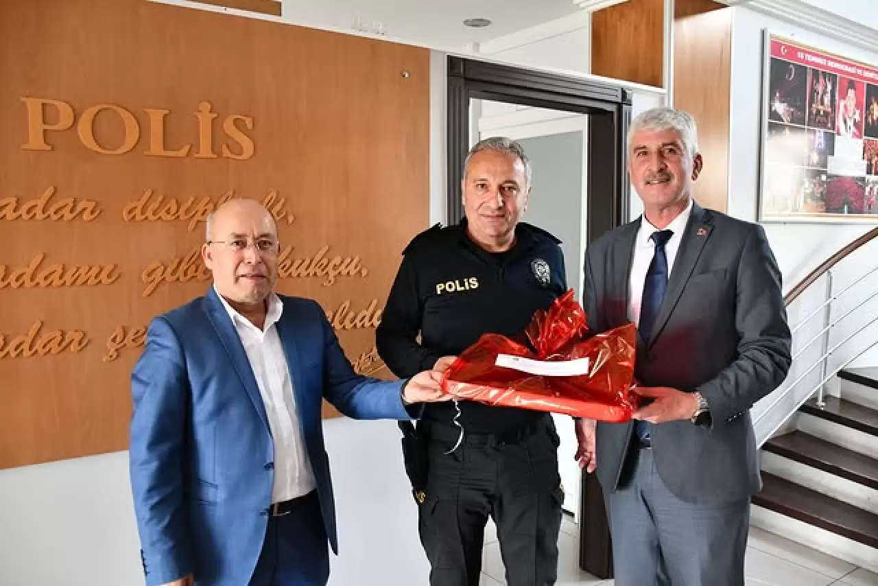 Köyceğiz Belediye Başkanı Ali Erdoğan’dan Emniyet Teşkilatına Anlamlı Ziyaret 1