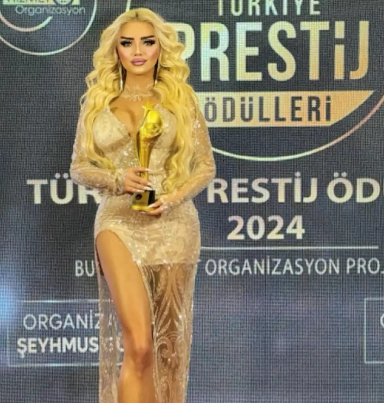 Yemekteyiz Melis Göz kimdir, Kaç Yaşında, Aslen Nereli? Melis Göz'ün mesleği ne? 5