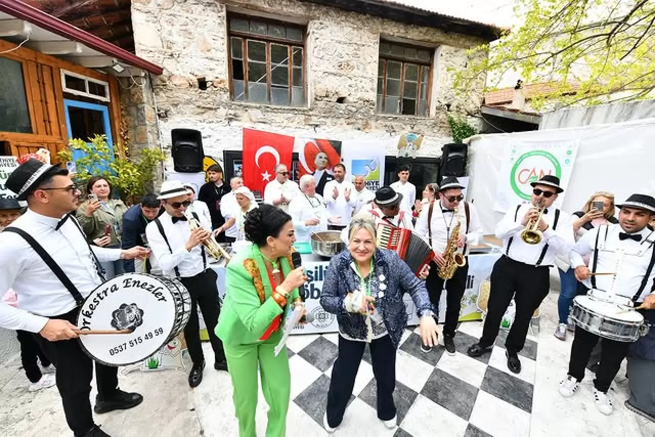 Fethiye’de 14. Yeşilüzümlü Dastar ve Kuzugöbeği Mantar Festivali Coşkusu Sürüyor 2