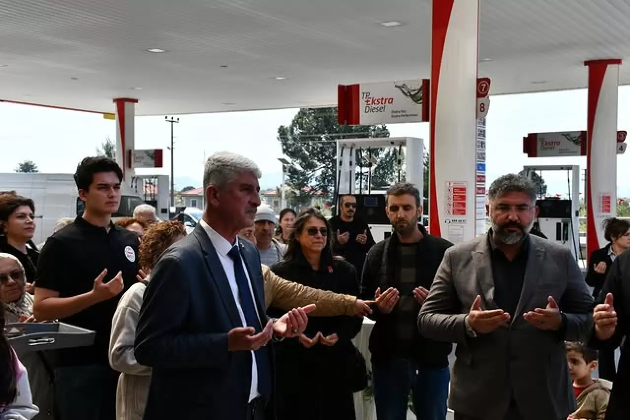 Köyceğiz Belediye Başkanı Ali Erdoğan'dan Açılış! Serco Kebap Evi Köyceğiz'de Açıldı 3