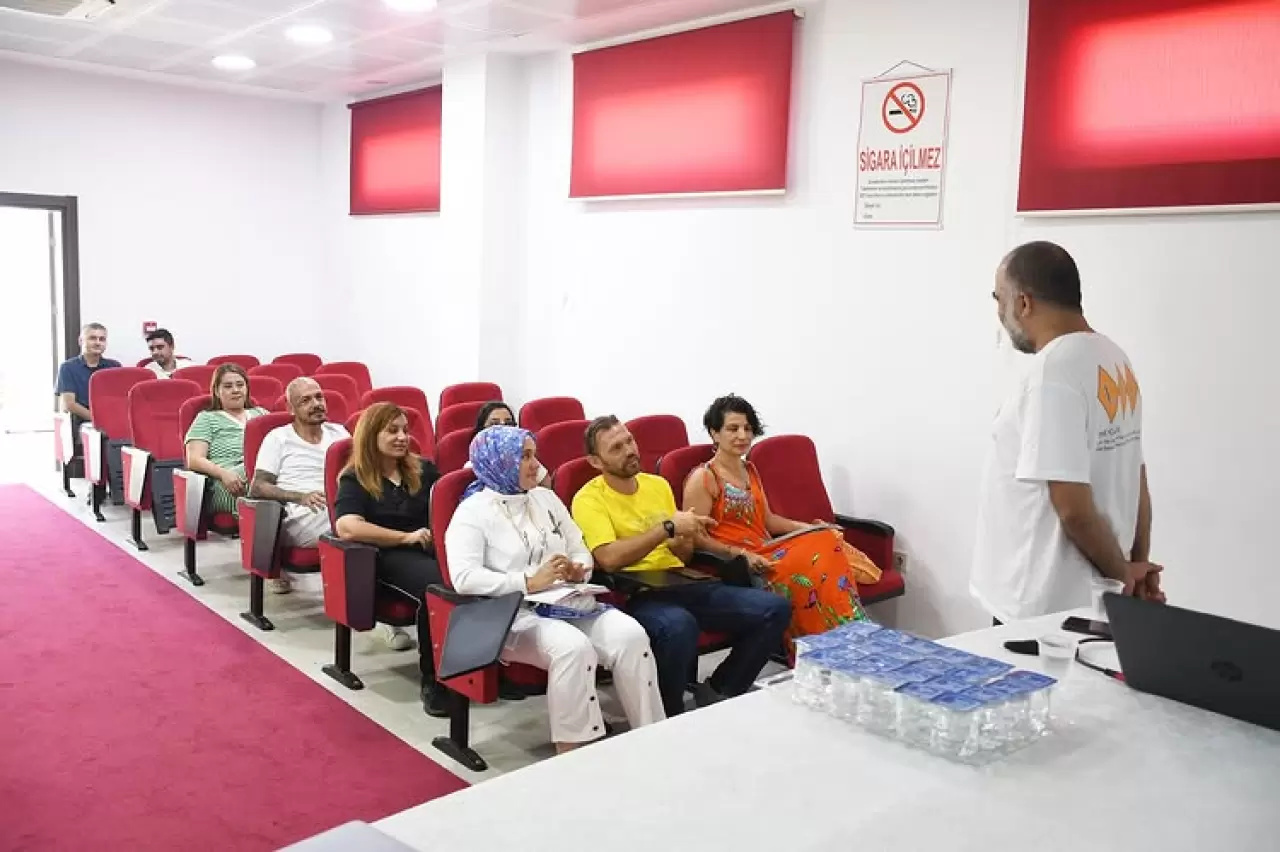 Köyceğiz’de “Sosyal Medya ile Köyceğiz’i Keşfet” Semineri Düzenlendi 3