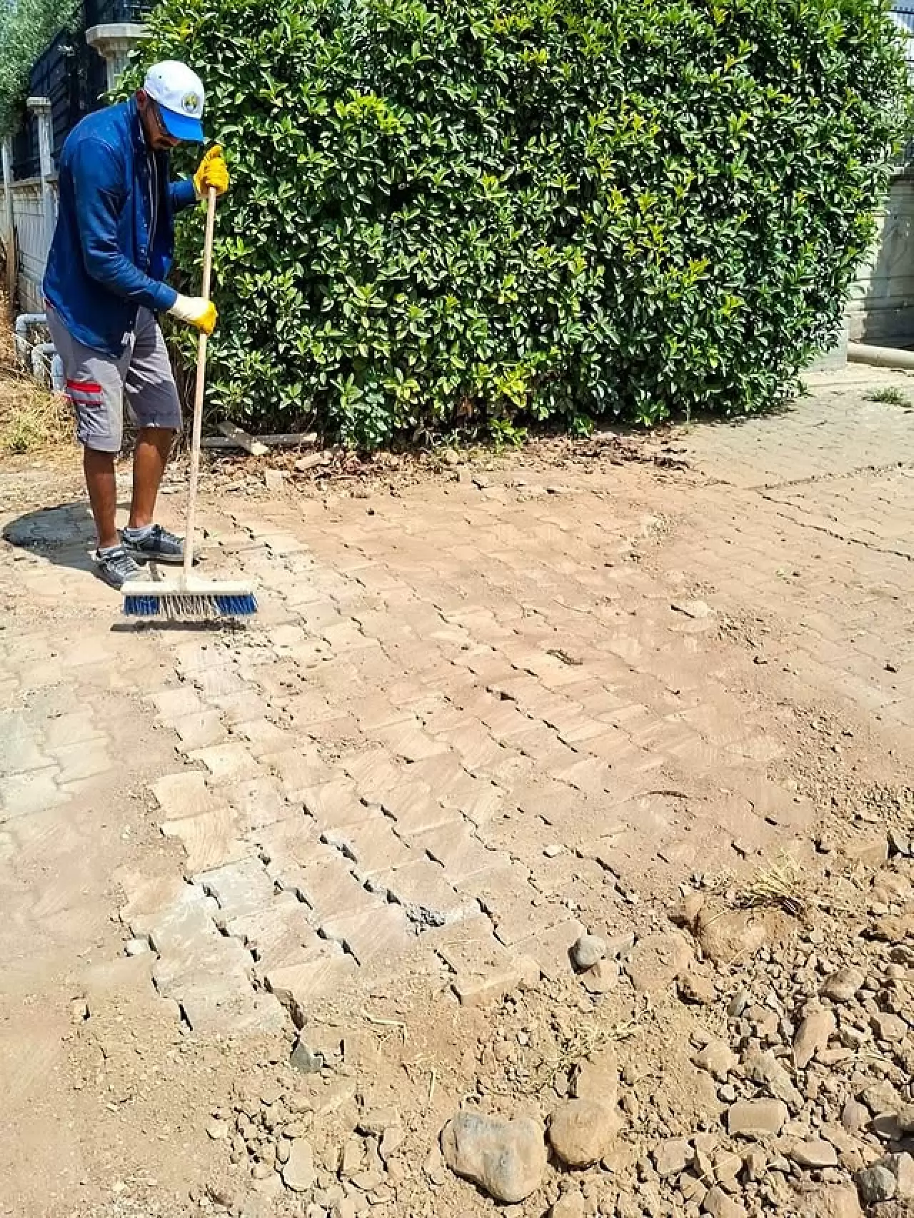 Zeytinalanı Mahallesi’nde Parke ve Beton Hamlesi! Köyceğiz Belediyesi Fen İşleri Müdürlüğü Sahada 4