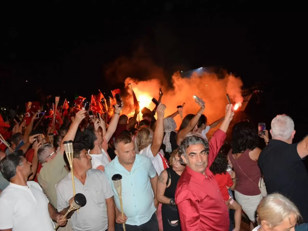 Köyceğiz’de 30 Ağustos Zafer Bayramı Fener Alayı Coşkuyla Kutlandı 3