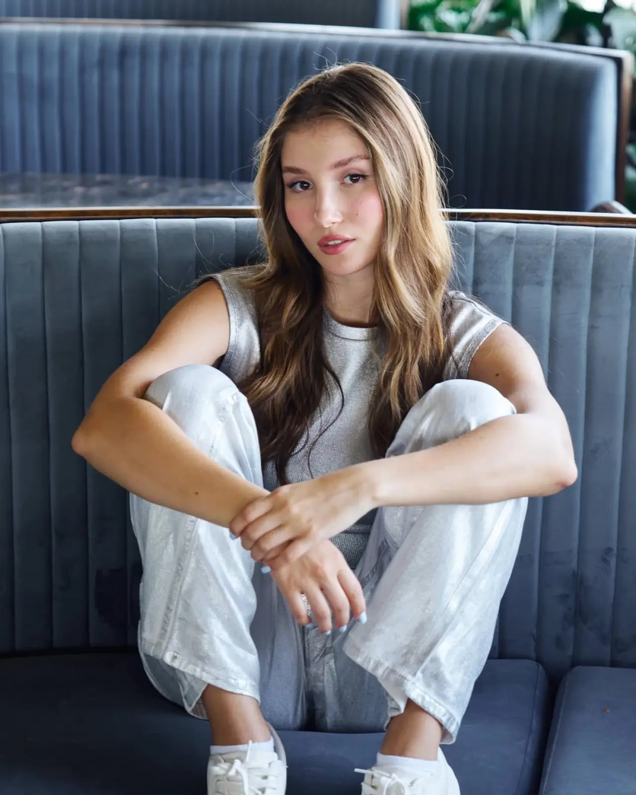 Bereketli Topraklar Fatma Karahanlı Kimdir? İlayda Akdoğan Kaç Yaşında, Nereli, Boyu Kaç Kilo? 3