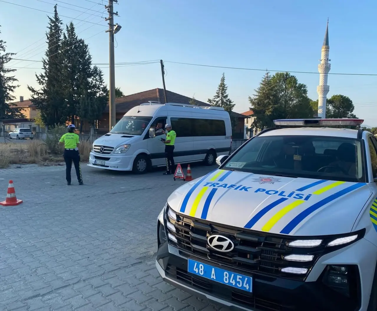 Köyceğiz’de Okul Çevresi Denetimi: 317 Şahıs Sorgulandı, 47.827 TL Ceza Kesildi 1