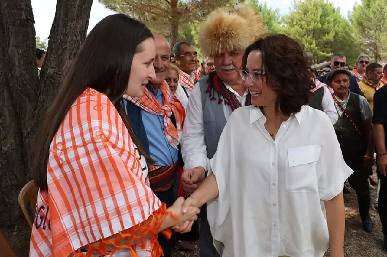 Düzeyn Yaylası’nda Yörük Toyu Başladı: Aras Çifti İlk Günde Oradaydı 3