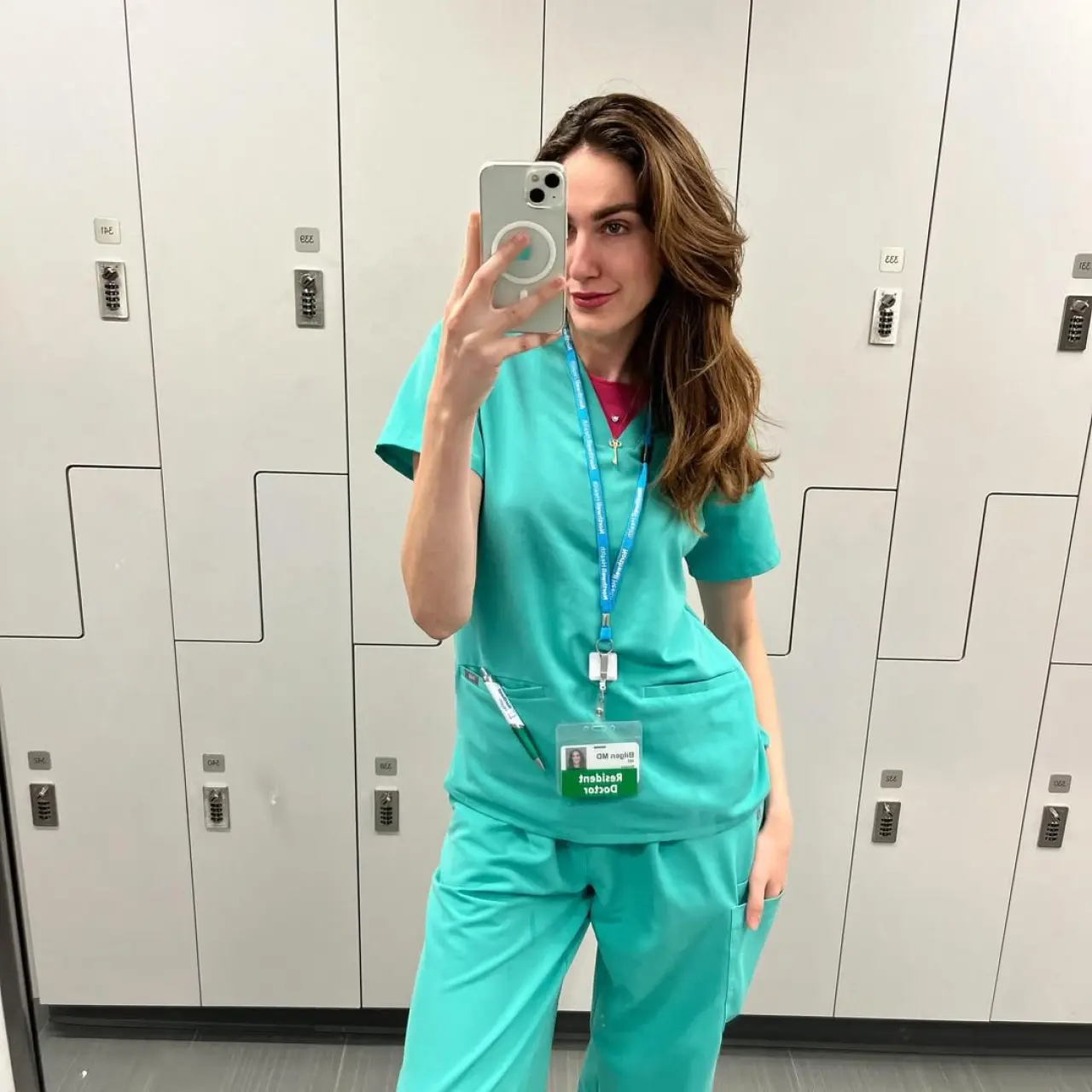 Miss Turkey 2024 Güzeli İdil Bilgen, New York’ta Cerrahi İhtisasa Başladı 4