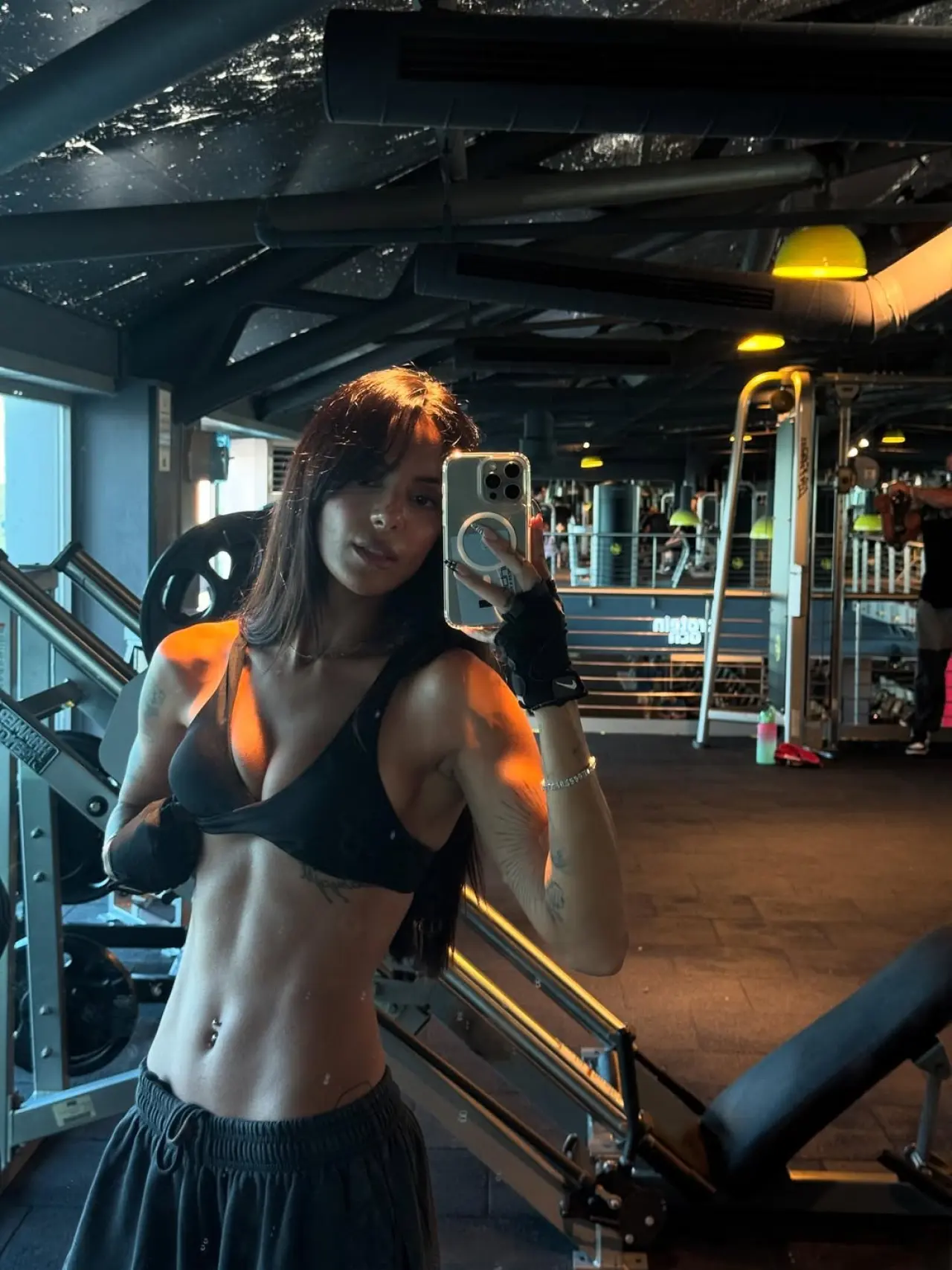 Pelinay İğit Kimdir? Influencer ve Model Kaç Yaşında, Nereli, Boyu Kaç cm, Hangi Üniversiteden Mezun? 4