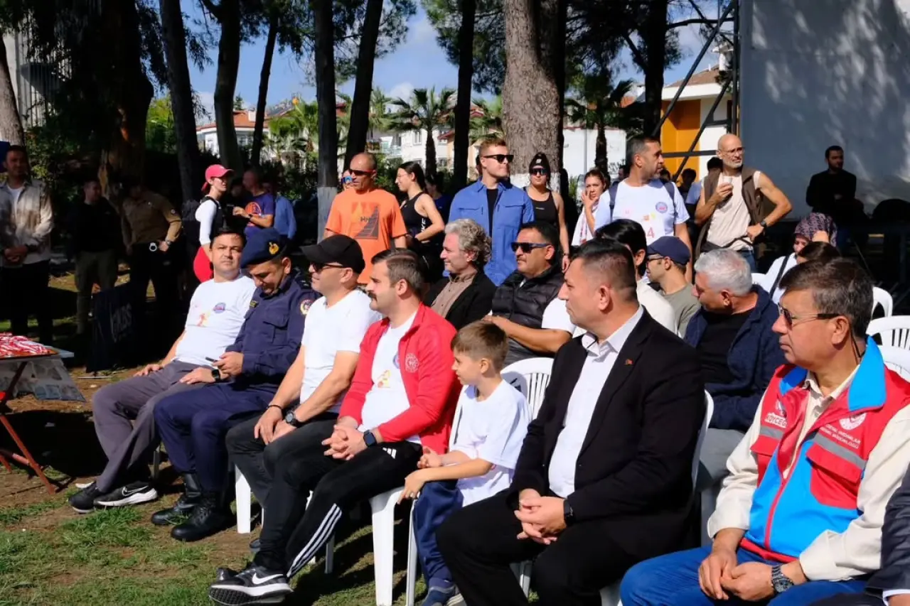 Köyceğiz’de Cumhuriyet Koşusu Ödül Töreni Gerçekleşti: Kazananlar ve Ödülleri! 3