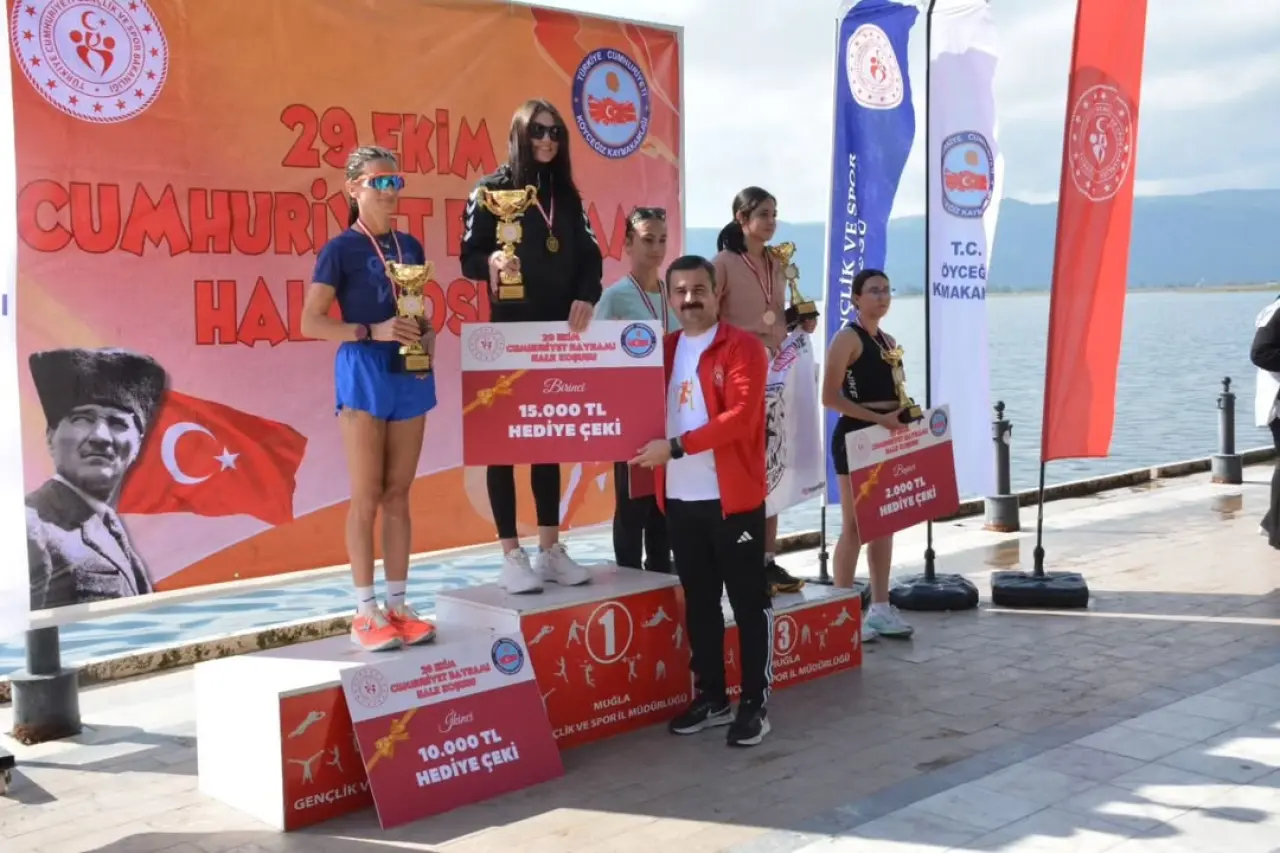 Köyceğiz’de Cumhuriyet Koşusu Ödül Töreni Gerçekleşti: Kazananlar ve Ödülleri! 1