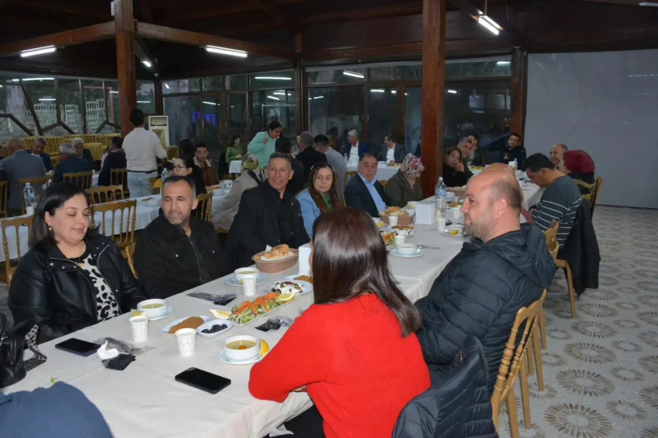 Köyceğiz Kaymakamı Mert Kumcu Muhtarlarla İftar Sofrasında 5