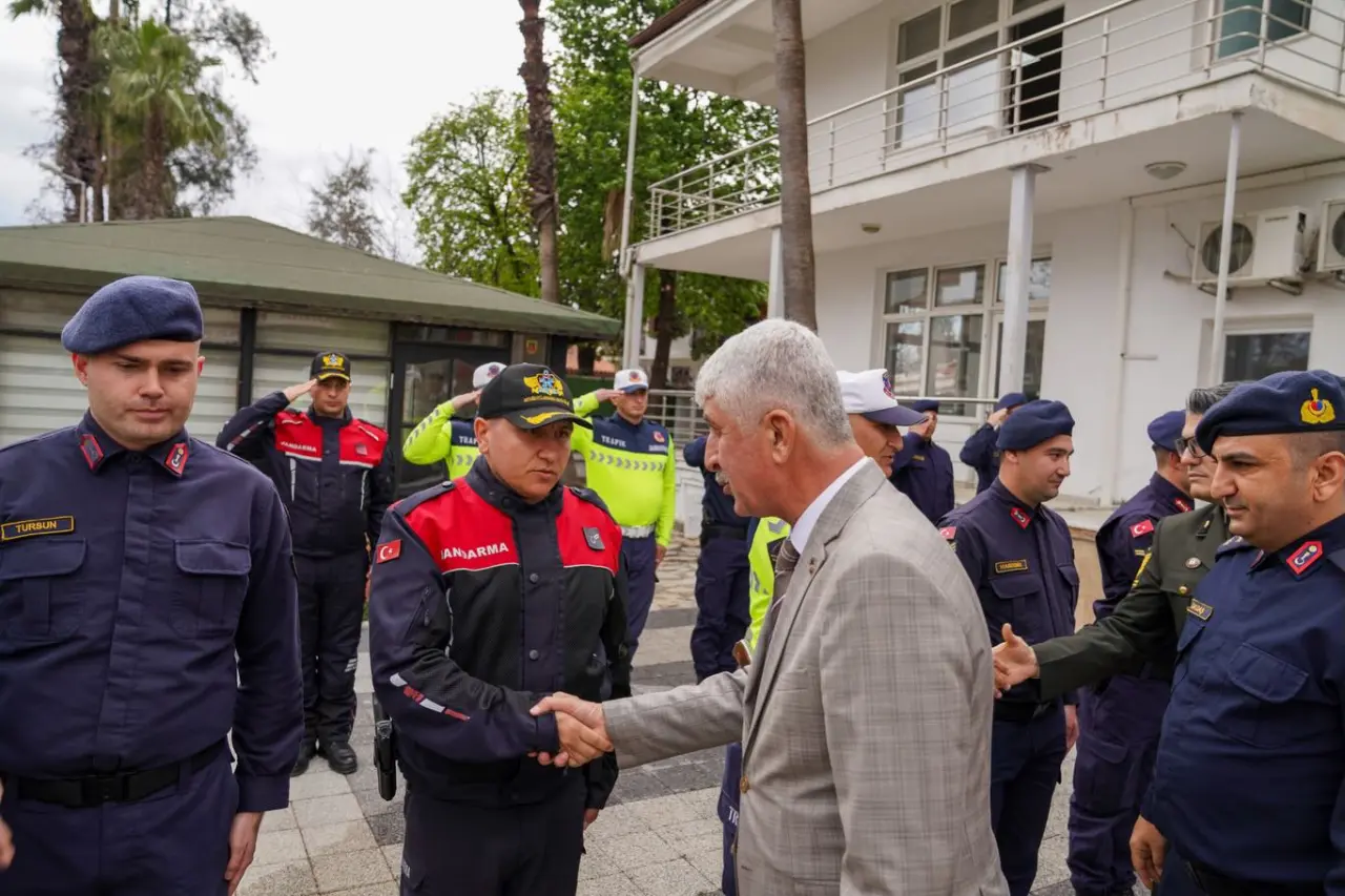 Köyceğiz Protokolünden Bayramın İlk Gününde Emekçilere Ziyaretler 7