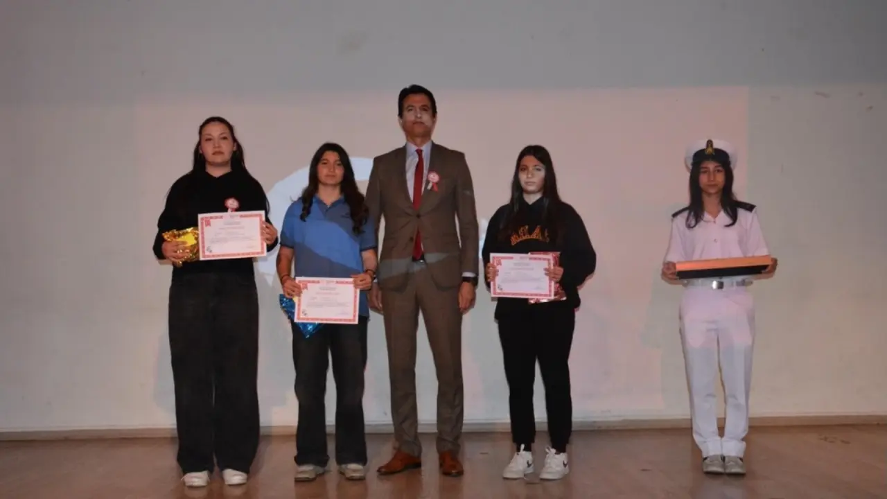 Köyceğiz’de İstiklal ruhu öğrencilerle yeniden canlandı 7