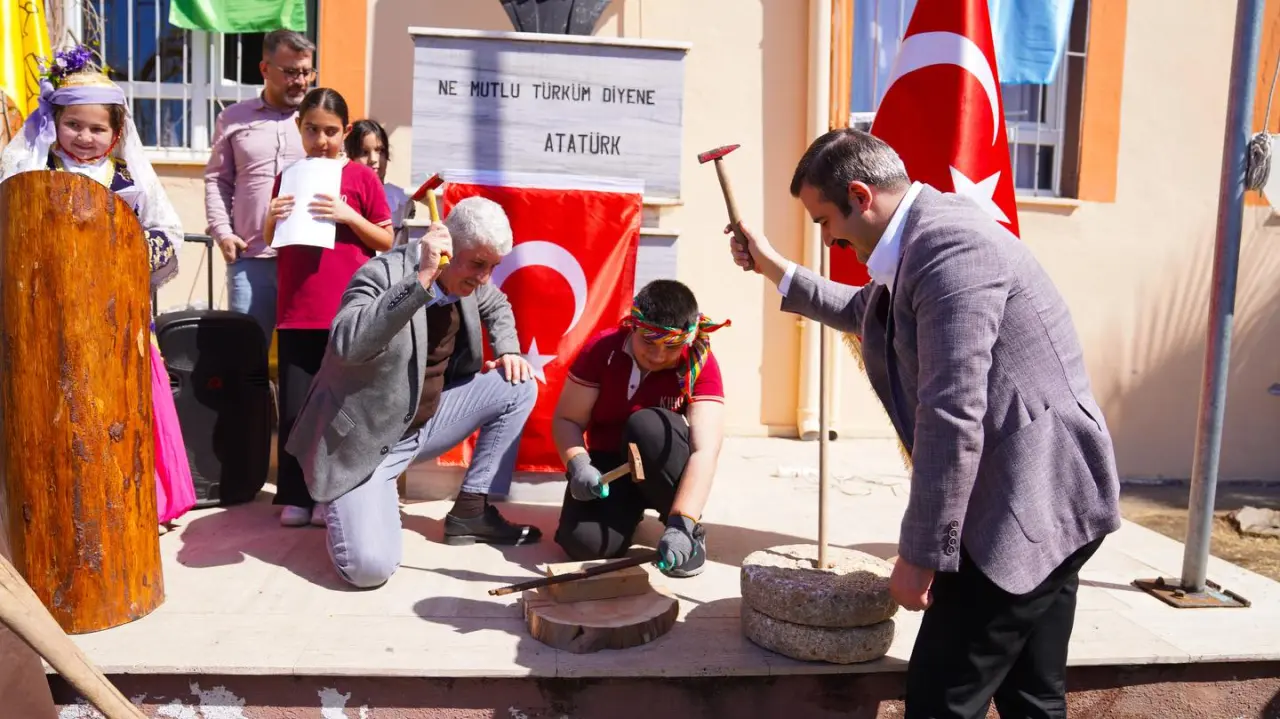 Köyceğiz’de Nevruz Coşkusu: Baharın Gelişi Kutlandı! 3