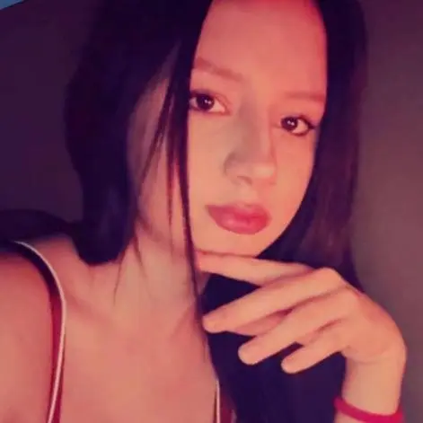 Muğla'nın Yatağan ilçesinde meydana gelen motosiklet kazasında 17 yaşındaki Narin Kırıkoğlu hayatını kaybetti. Sürücü yaralı olarak hastaneye kaldırıldı.