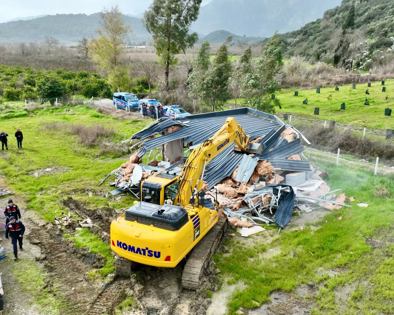 Fotoğraf açıklaması yok.