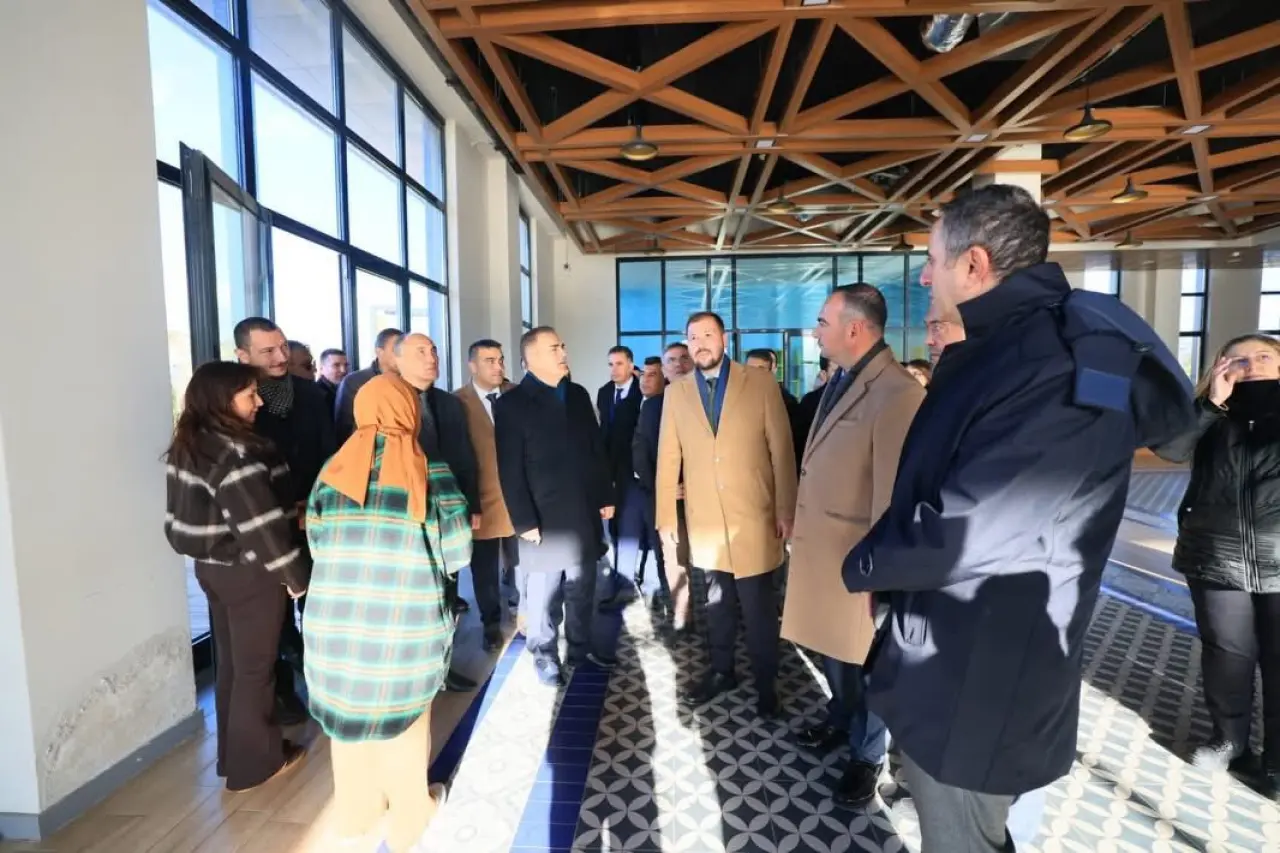 Fotoğraf açıklaması yok.