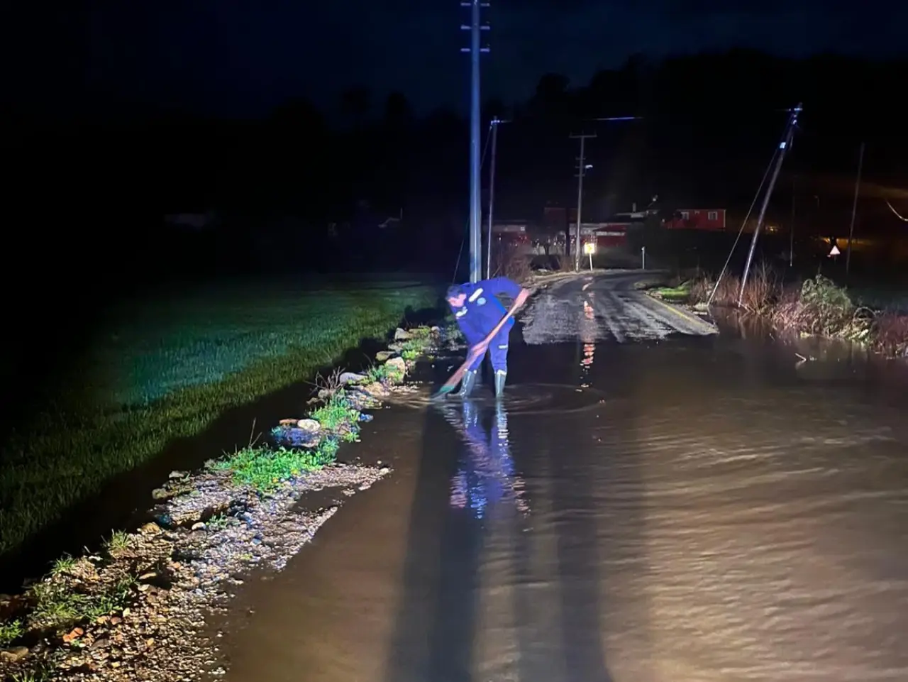 Muğla Büyükşehir Belediyesi Sel Duyurusu: İletişim Numaraları Ve Önlemler
