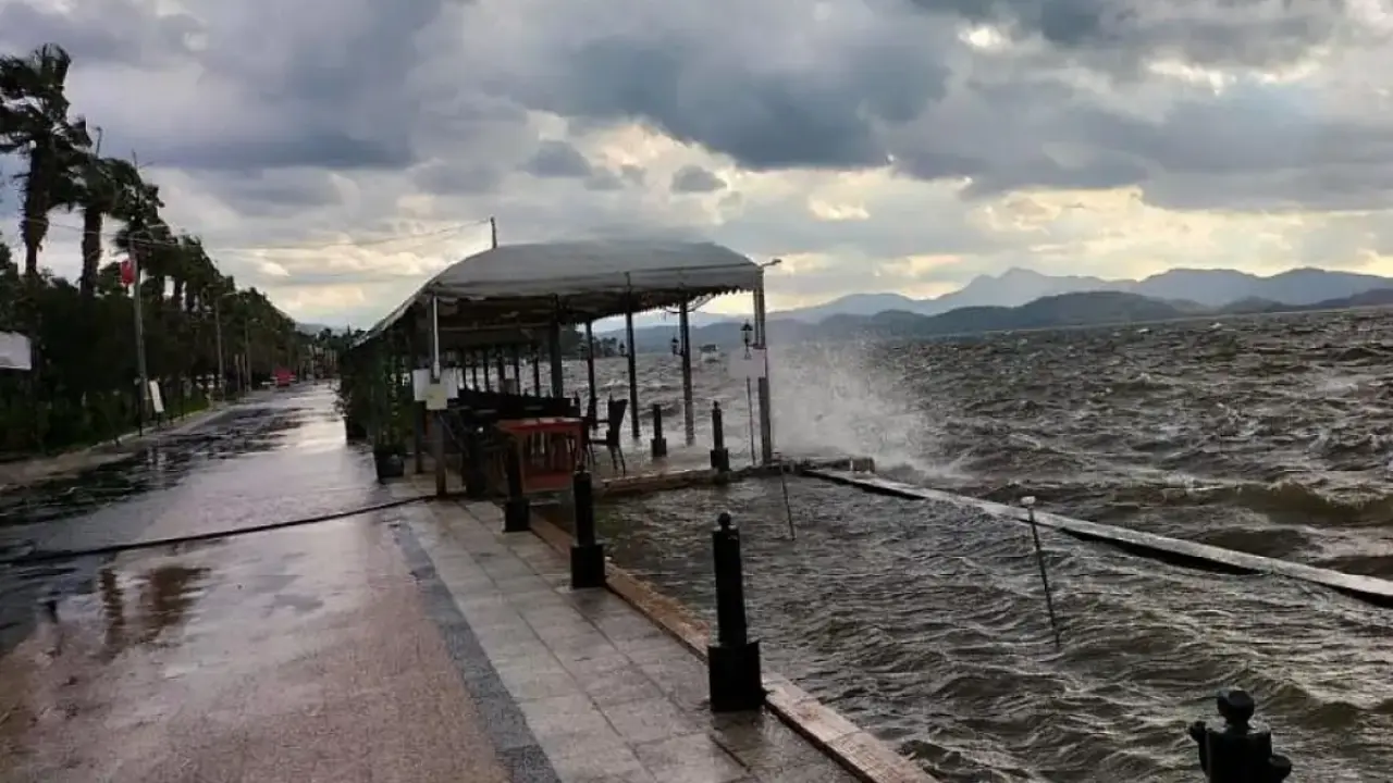 Meteoroloji'den Uyardı!! Köyceğiz İçin Fırtına Uyarısı: Hızı 90 Km’ye Çıkacak