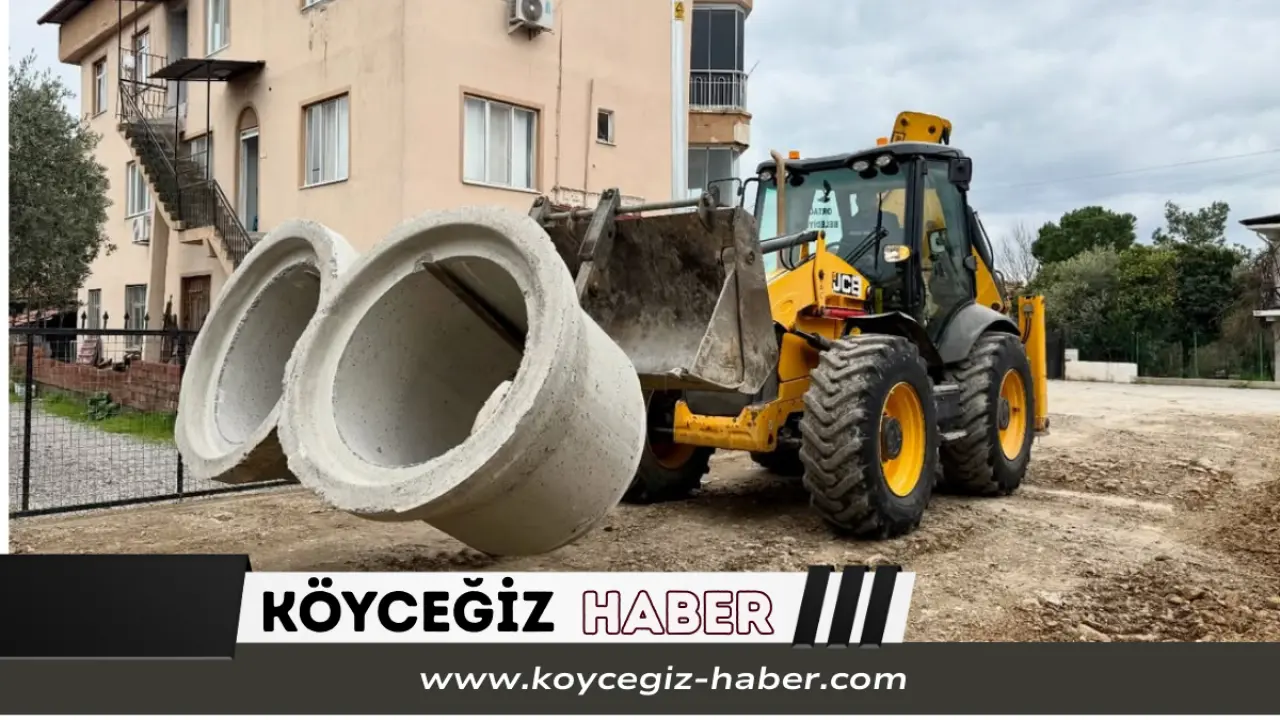 Ortaca Belediyesi, Albayrak Sokak’ta 3.500 metrekare parke ve 400 metre drenaj hattı çalışması başlattı. Ortaca yaparken, Köyceğizli vatandaşlar hizmet bekliyor.