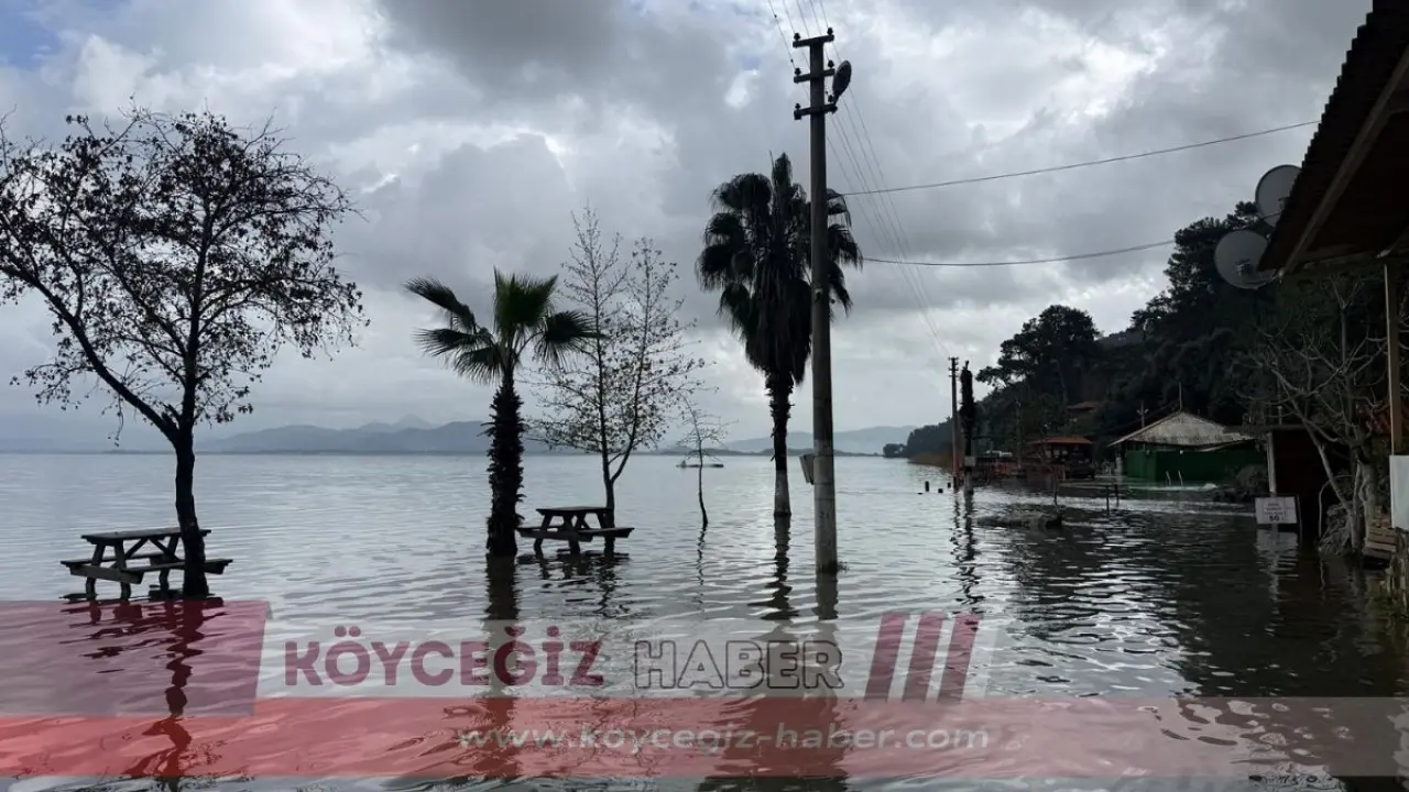  Köyceğiz Gölü Seviyesi Yükseldi! Sultaniye Kaplıcaları Kapandı