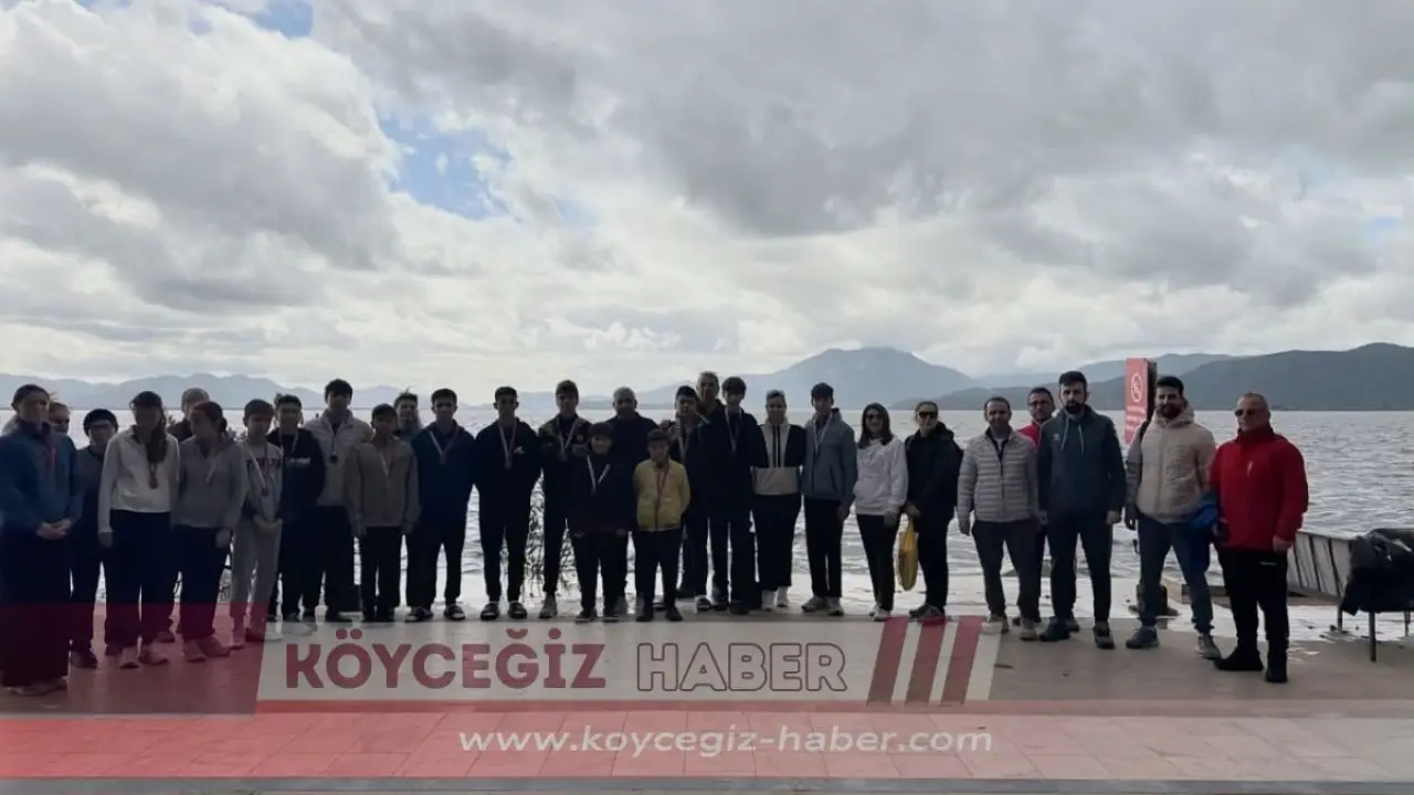 Köyceğiz Gölü’nde kano heyecanı: İl birincileri madalyalarına kavuştu