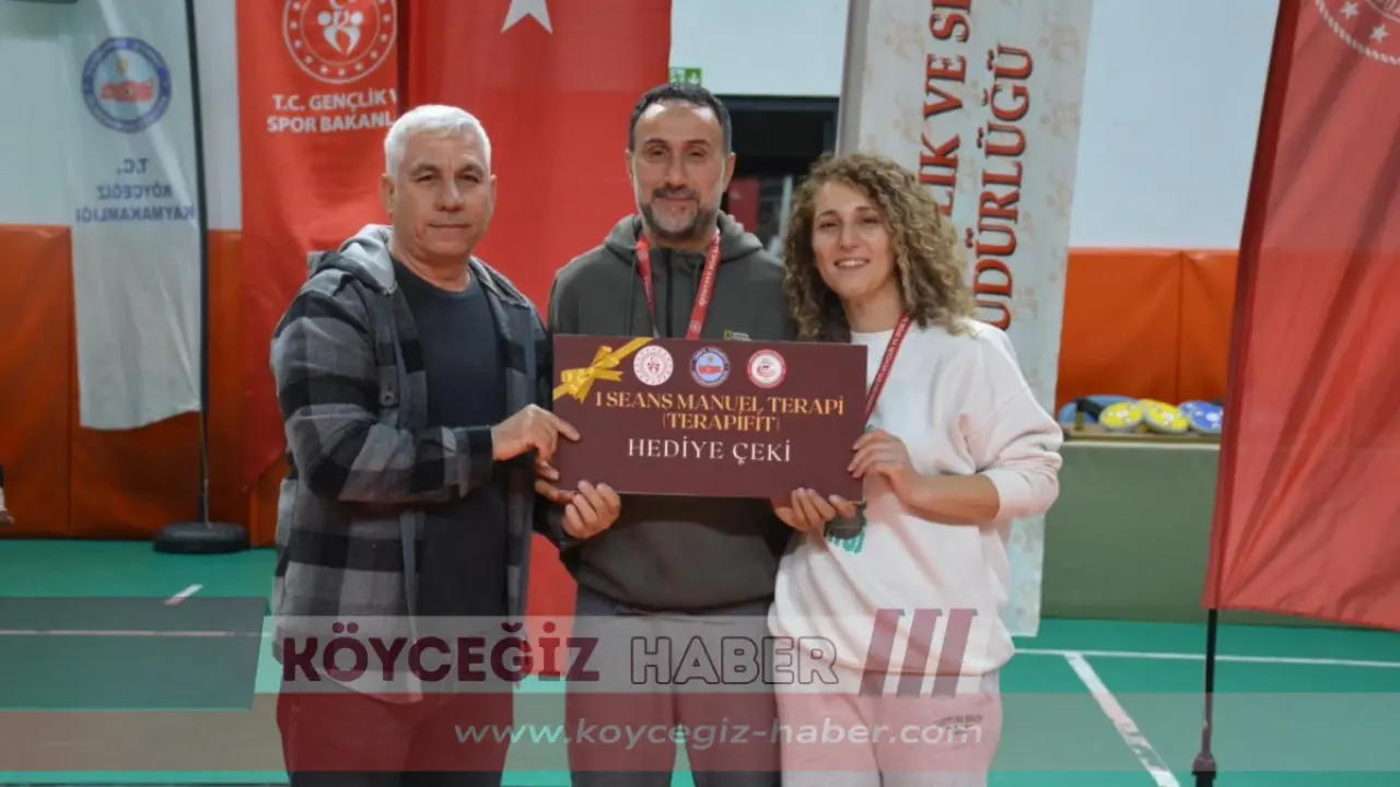 Köyceğiz’de Düzenlenen Çiftler Yarışıyor Floor Curling Turnuvası Sona Erdi