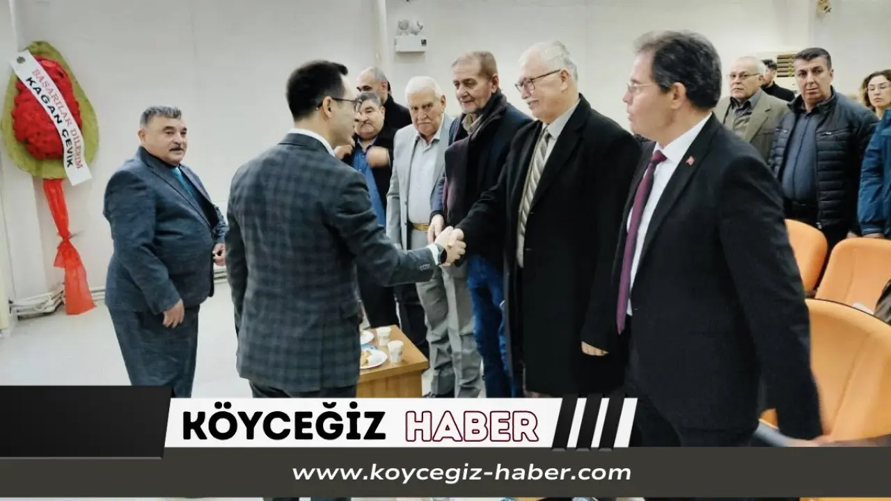 Ula Esnaf ve Sanatkârlar Odası genel kurulunda Kemal Özçelik, 115 oy alarak 5. kez başkanlığa seçildi. Esnaf, istikrar ve birlik mesajı verdi.