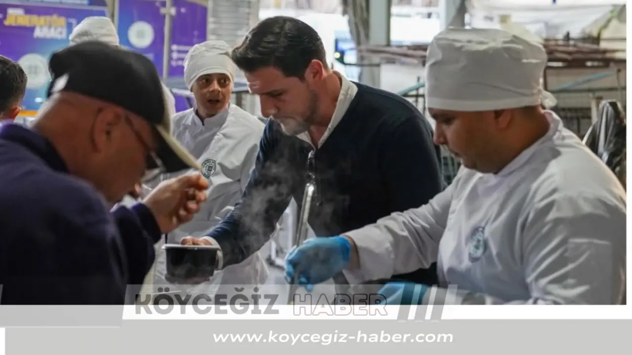 Köyceğiz'de Ramazan Dayanışması: Dev İftar Sofrası Kuruldu