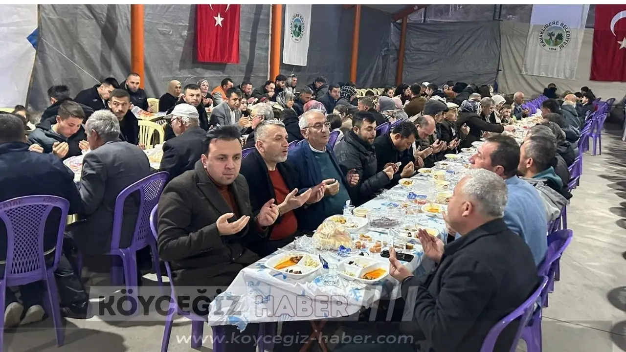 Kavaklıdere Belediyesi Çatak Mahallesi’nde İftar Programı Düzenledi