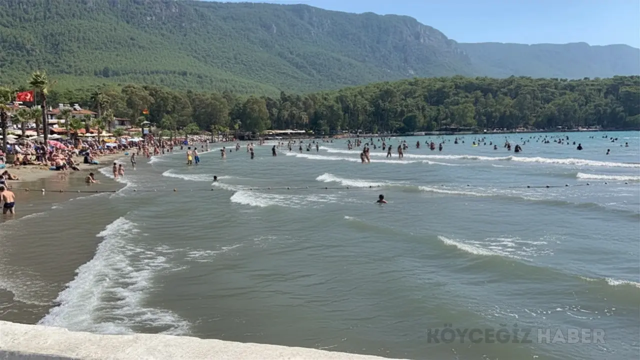 Akyaka Halk Plajı Nerede, Nasıl Gidilir? Deniz, Rüzgâr Sörfü ve Gezi Rehberi 2026