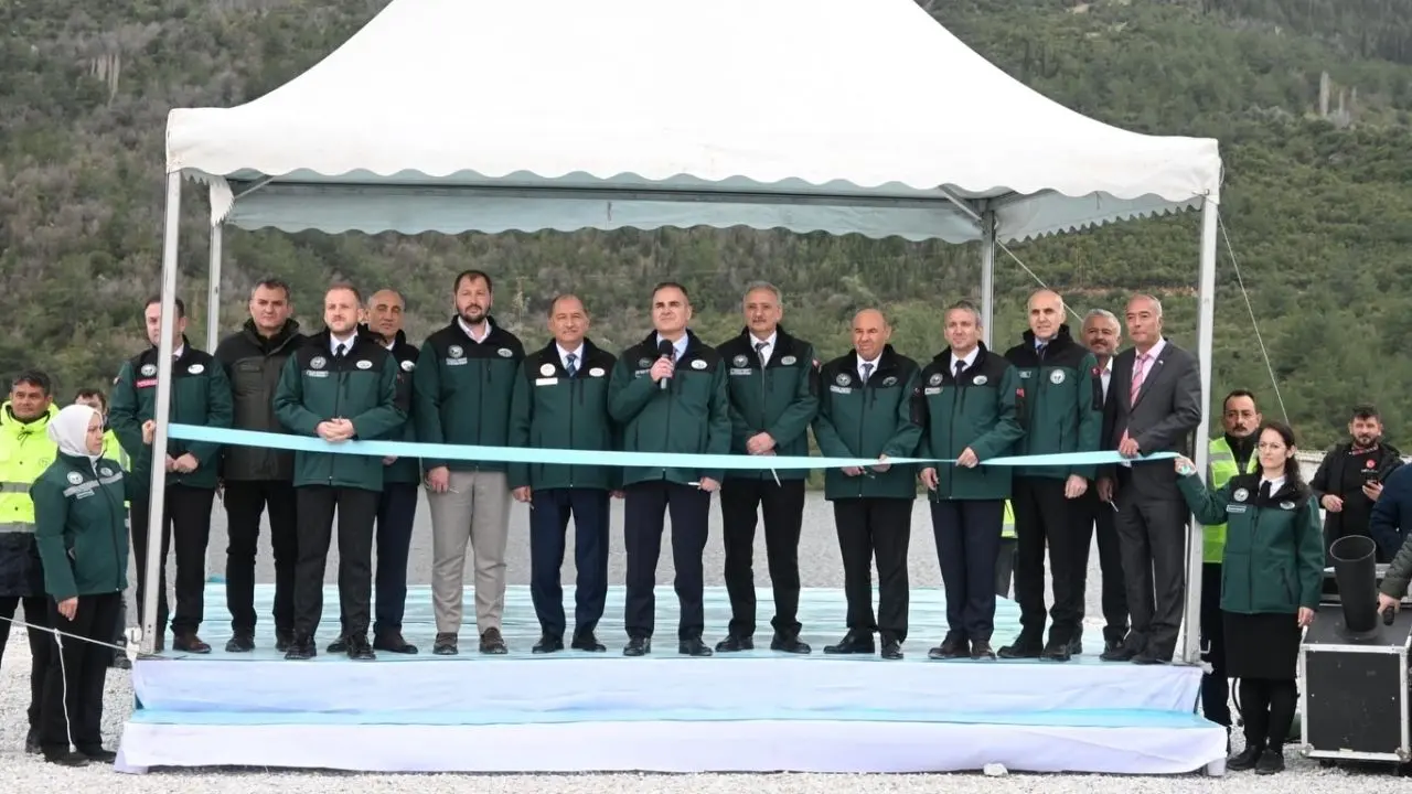 Muğla Yatağan’da yapımı tamamlanan Girme Barajı hizmete girdi. 21 bin dekar araziyi sulayacak baraj, ekonomiye dev katkı sağlayacak.